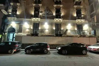 Image de Sangiuliano 132 Studio Split Level historical center of Catania