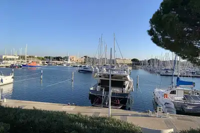 Image de Appartement 2 Pièces avec Terrasse et Parking à 50m Plage - Port Camargue