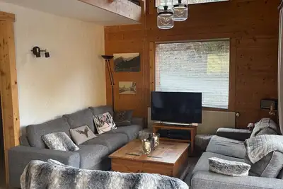 Chalet de charme comme une cabane à la montagne pour des vacances en famille!