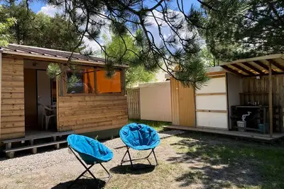 Image de Mobil-Home Standard \"Tithome\" 30m2 - 2 Schlafzimmer - mit eigenem Bad 4 Personen