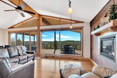 Image de Whiskey Mountain- What a view!