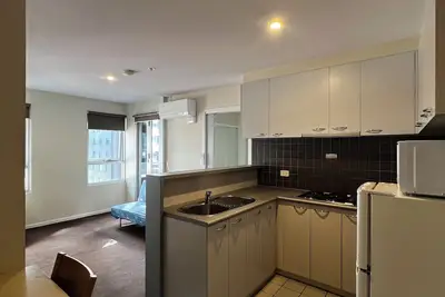 Image de Spacious 2br Apartment for 5 | Free Wi-Fi | Melbourne Cbd