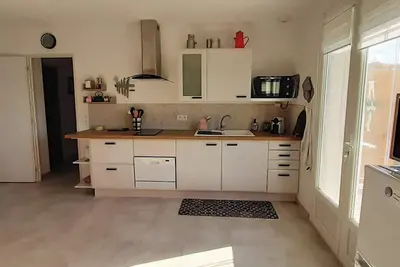 Image de Gîte en Provence avec piscine, à proximité du Mont-Ventoux