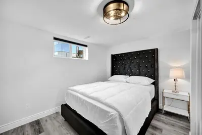 Image de Affordable Luxury 20min from Yyz in Brampton