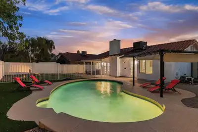 Image de Lookout Mountain Retreat with Heated Pool & 6 Beds