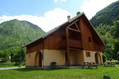 Image de Appartement 6/8 place dans chalet au coeur des écrins