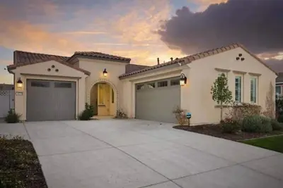 Image de Modern 3br Home Gated Community