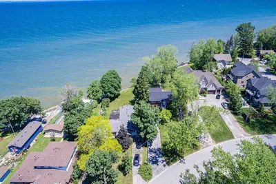 Image de Private Waterfront Paradise Home on Lake Ontario!