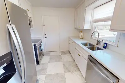 Image de Charming 3Bedroom home - 1 mile from Boone Pickens Stadium!