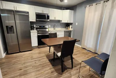 Image de One of the Kind 10 Br, Estate Near Elvis Presley's Graceland, Sleeps Many.