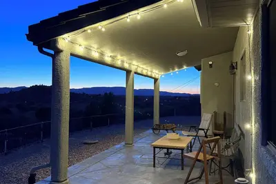 Image de Charming Southwestern themed home 3/2 with beautiful views.