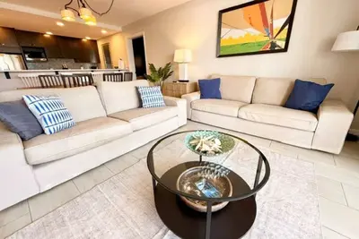 Image de Entire 1st Floor 2br Beachfront Elysian Resort