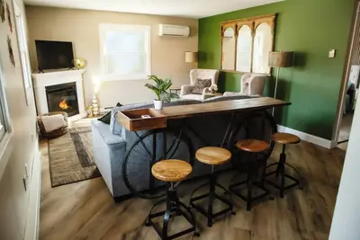 Image de Cambrian & Co. Downtown Loft Stylish, Sophisticated, Charm