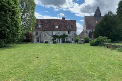 Image de La Grive, un ancien relais de poste aux portes de la forêt de Retz