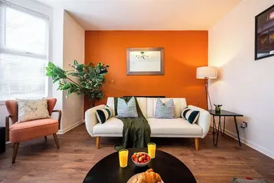 Image de Modern 4-Bed • Free Parking • Work & Leisure Stays