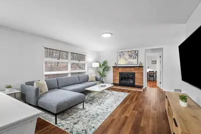 Image de Stylish & Accessible 6Bd Home in Wexford/Pittsburg