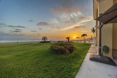 Image de Luxury Oceanfront Villa in Marina Vallarta