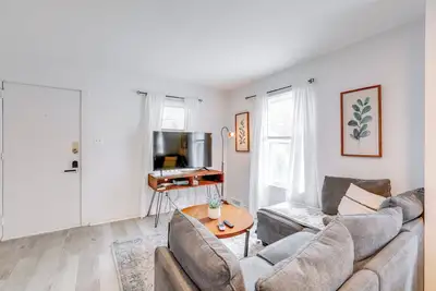 Walk to Campus & Palmer Square: Dtwn Townhome