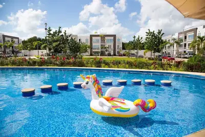 Image de Ground floor apartment for 7 people. 3 bedrooms, 2 bathrooms, pool