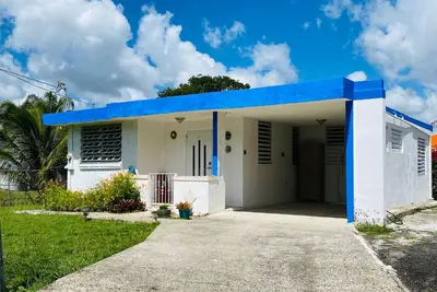 Casita de Campo in Cayey with 2-bedroom Ac & WiFi.