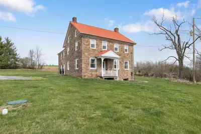 Dover Hilton Farmhouse