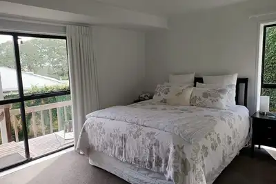 Image de Remuera, Auckland - Quiet and Comfy - Home away from Home