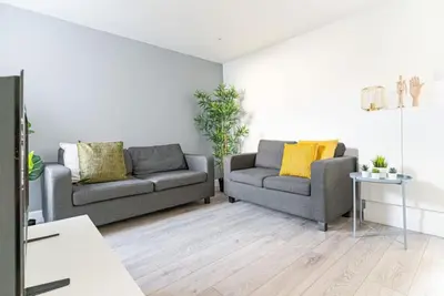 Image de Stansted 1 | 6 Bedroom | 2 and a Half Bath