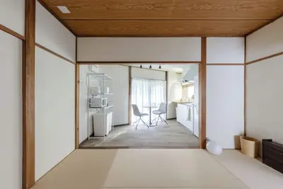 Image de A retro renovated house where you can relax in a q / Atami Shizuoka