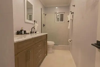 Image de Coral Cove: Nearby Baha Mar, Pool & Patio, Gated, Beach Walkable