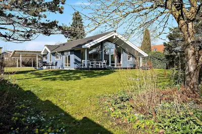 Image de Cottage close to forest & beach