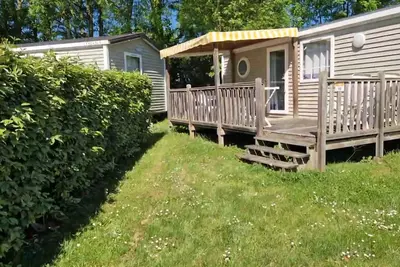 Image de Mobil home dans camping 4*\nEspace ludique aquatique, tobogans, espace jeux. . . .