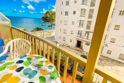 Image de Loft en bord de mer avec climatisation à Miami Platja