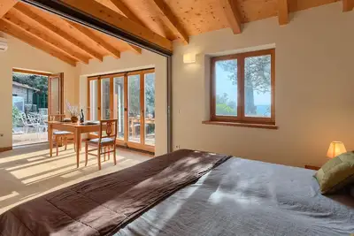 Image de Holiday house in Pula, 30 m from the sea