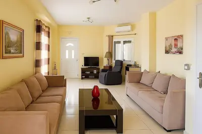 Image de Kyparissia Coastal Getaway with Seaviews