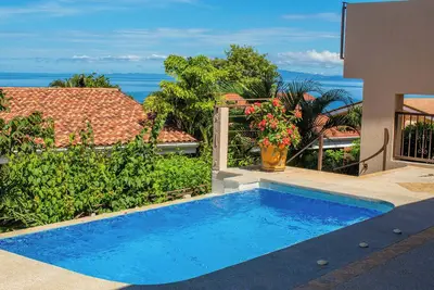 Image de Beachfront Villa w/ Private Pool in Playa Azul with Panoramic View, Beach Access