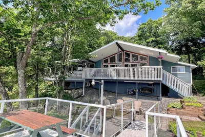 Image de Family Friendly Cottage on Spectacular Kapikog Lake Muskoka