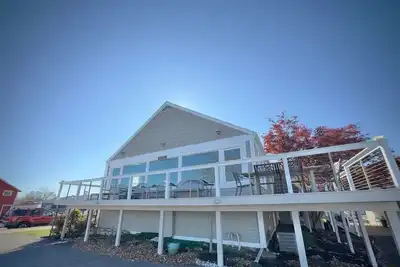 Image de Ultimate Beachfront Home w/6 Bedrooms-walk to everything!