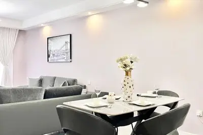 Image de Exceptional 1-bedroom apartment in wonderful Nairobi, Kilimani.