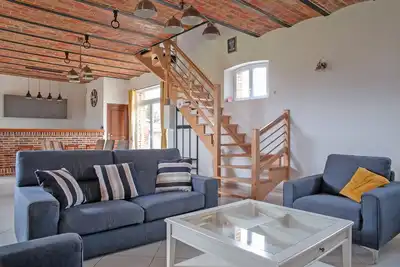 Image de Le Cheval Blanc - Proche Amiens, grand jardin