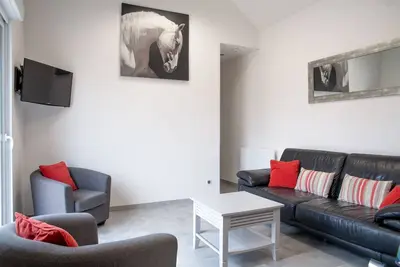 Image de La Diligence - Jardin, parking privé