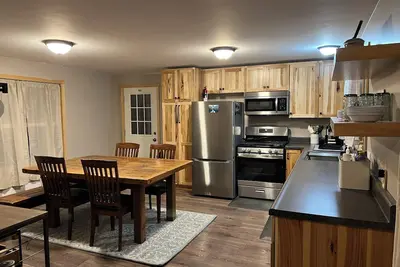 Image de Hide-A-While Up North for all your Up adventures!