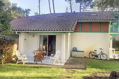 Image de Studio mezzanine dans résidence avec piscine