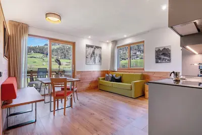 Image de Appartement 'Baumannhof Ignis' avec vue sur les montagnes, terrasse partagée et Wi-Fi