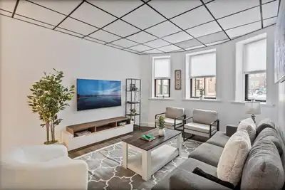 Image de Chic 2br Getaway Queen Beds Fast WiFi