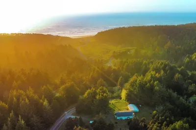 Image de Coastal Escape: Gorgeous 4-Bed Home in Bandon