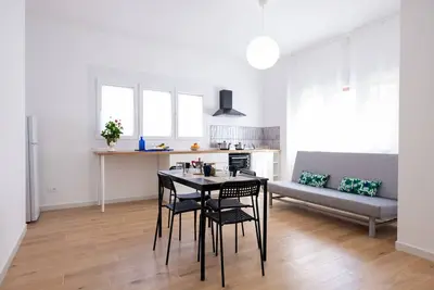 Image de GuestHost - Quiet Escape in Piombino Modì Flat