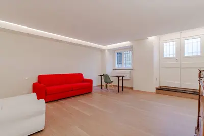 GuestHost - Cozy apt. with A/C, near the beach