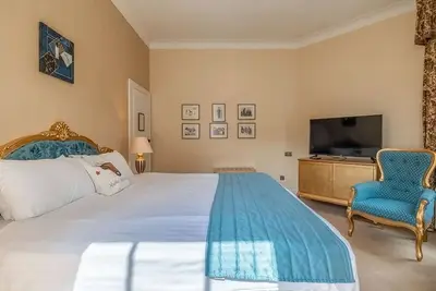 Image de Tranquil Nairn Escape | Golf, Scenic Walks & Breathtaking Views