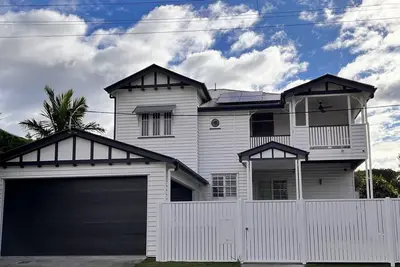 Image de Luxury family living in Moorooka