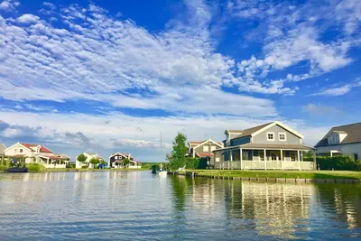Image de Bungalow en Hollande au Bord de l'Eau et Sauna
